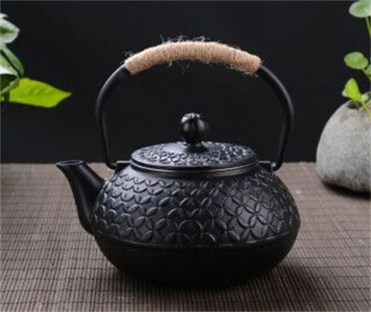 Harmony High Sale Kungfu tea set cast iron teapot 0.9L peony pattern iron kettle tea pot