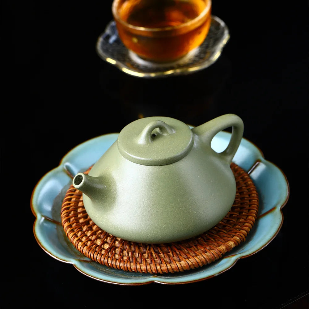 Factory supply Chinese famous kongfu tea set Yixing purple clay teapot 200 ml ziye shipiao cha hu