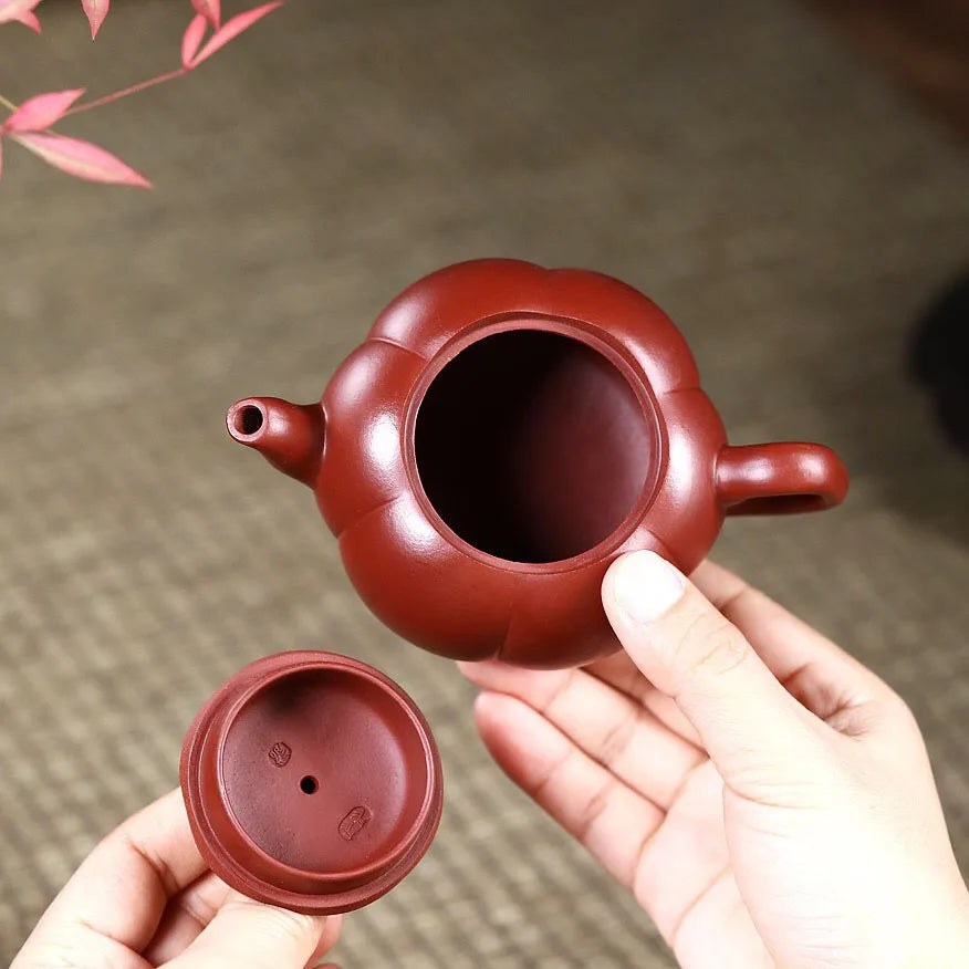 Hot selling Yixing purple clay  pumpkin bubble teapot all handmade raw ore teapot zisha hu